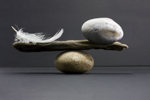 Dream-Wisdom stone feather balance